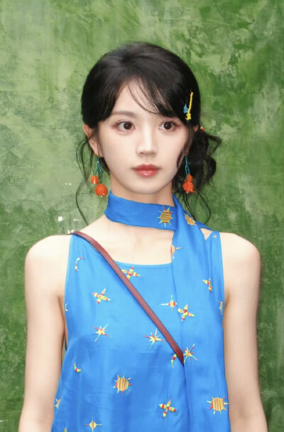田曦薇