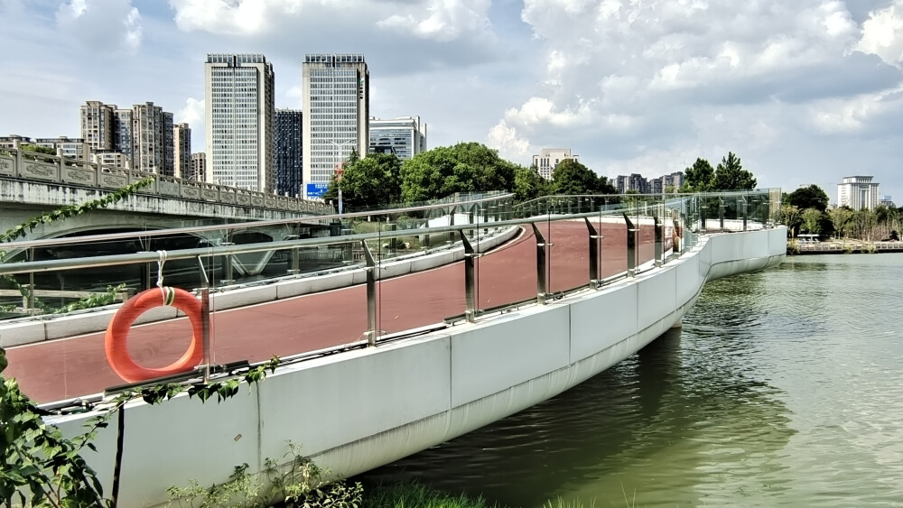 吉安的桥：后河景区内的卧波桥