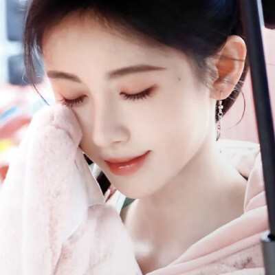 鞠婧祎
