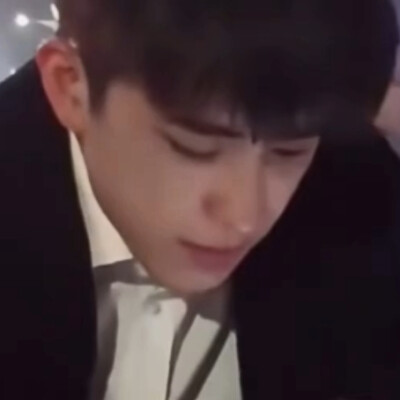 歪歪