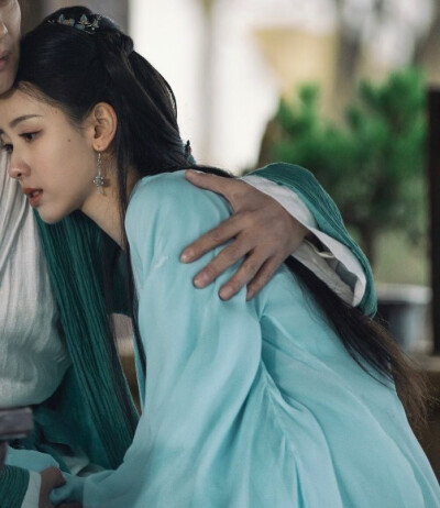 陈都灵 冯衡
