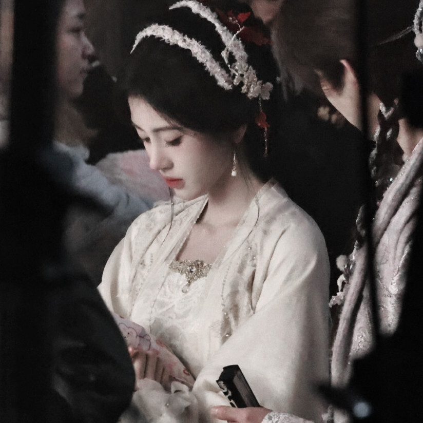 短暂的陪伴是在惩罚认真的人