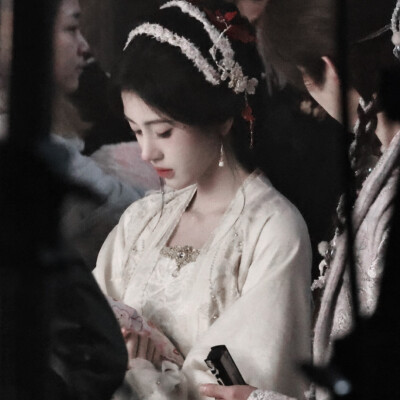 短暂的陪伴是在惩罚认真的人