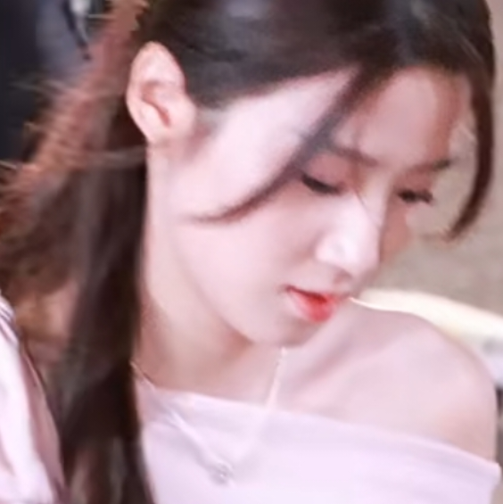 卢昱晓