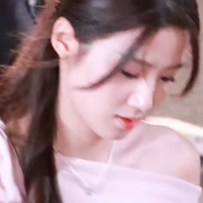 卢昱晓