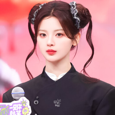 杨超越