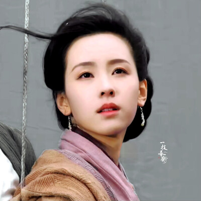 陈都灵 冯衡
