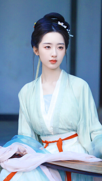 邓恩熙