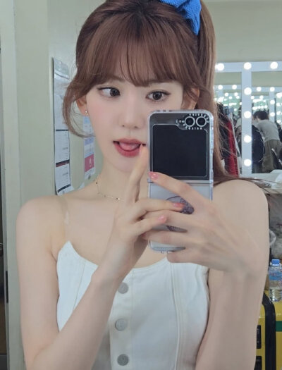 宫脇咲良