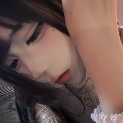 一边微笑一边流泪