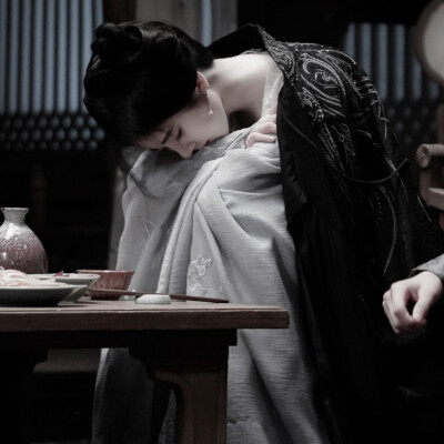 短暂的陪伴是在惩罚认真的人