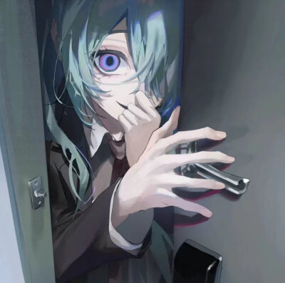 897111