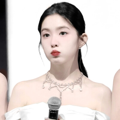 你总像初识那般明媚