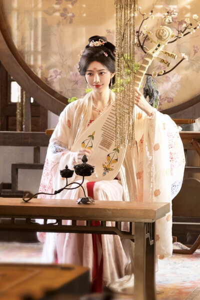 锦月如歌 花游仙