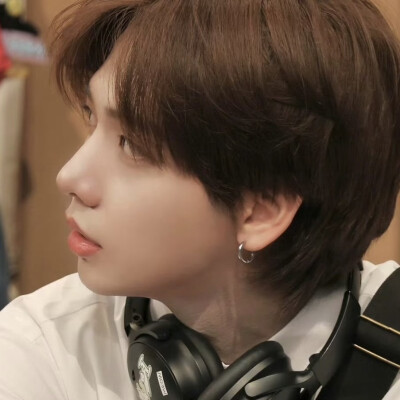 偷摸点外卖被发现我现在没有心情玩梗。