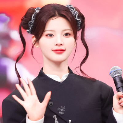 杨超越