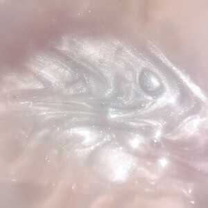 "Absurd and fragile"+甜蜜氣泡漂浮♡