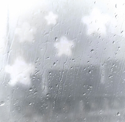 雪花收回一场冬季