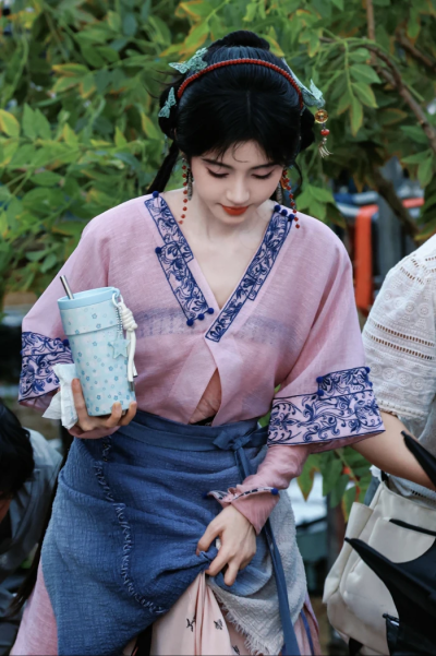 【来战】阿黛 鞠婧祎