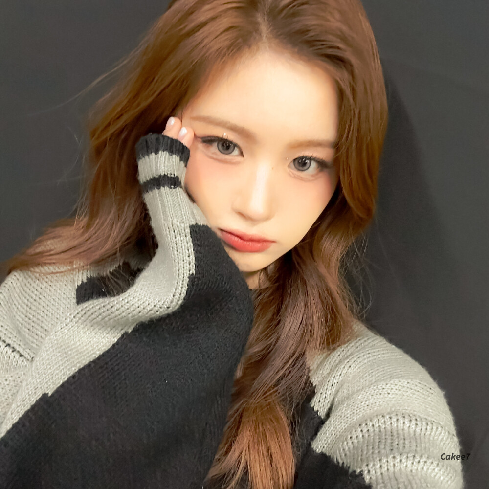  「妍汁有理」
你闯进了我的镜头我按下了永远⌯>ᴗo⌯