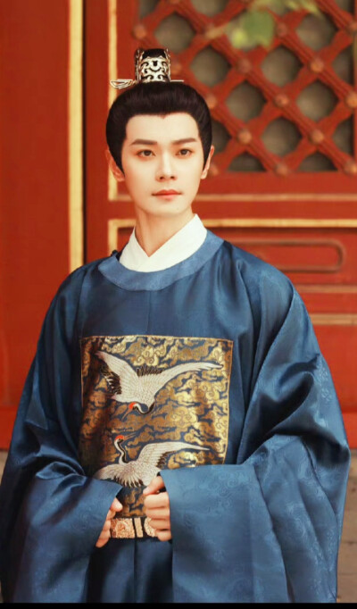 曹骏
