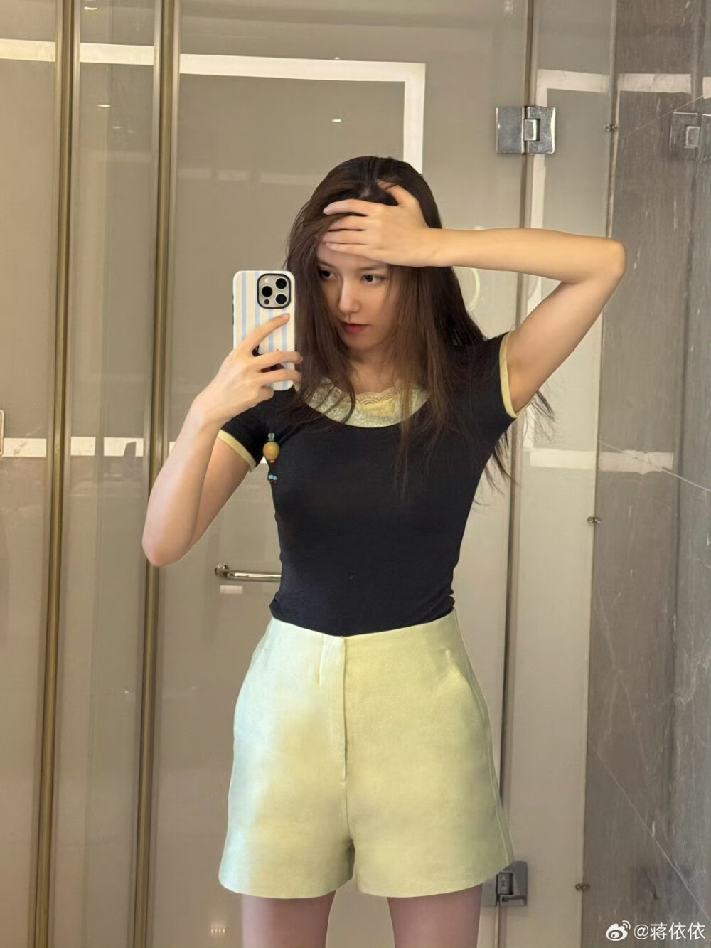 蒋依依