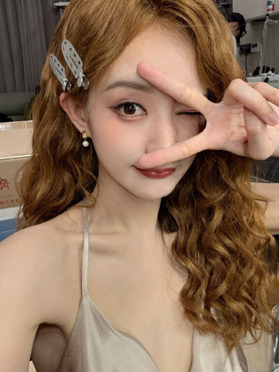 李一桐
