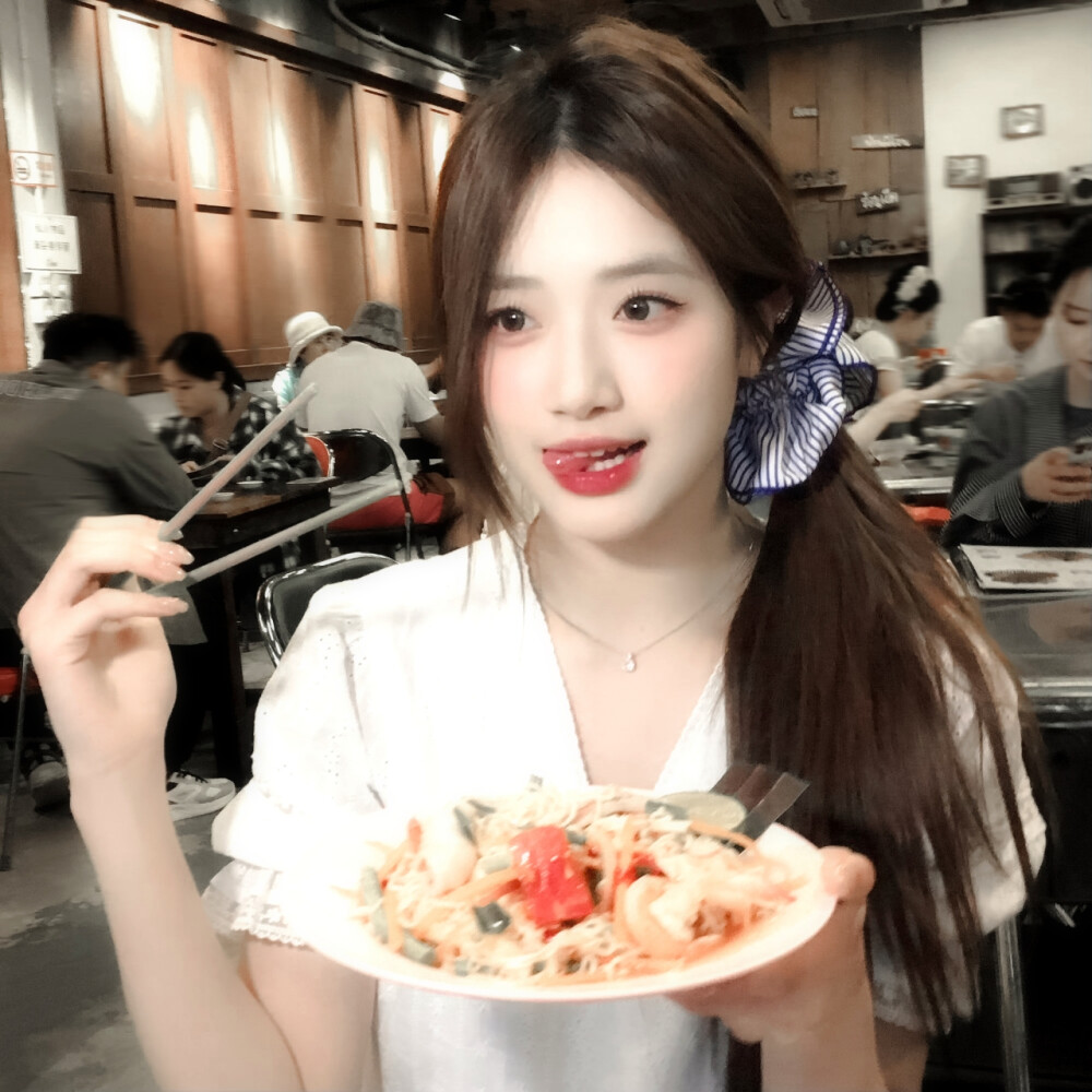 잠 못 드는 밤에 Sleepless Night (失眠的夜)：