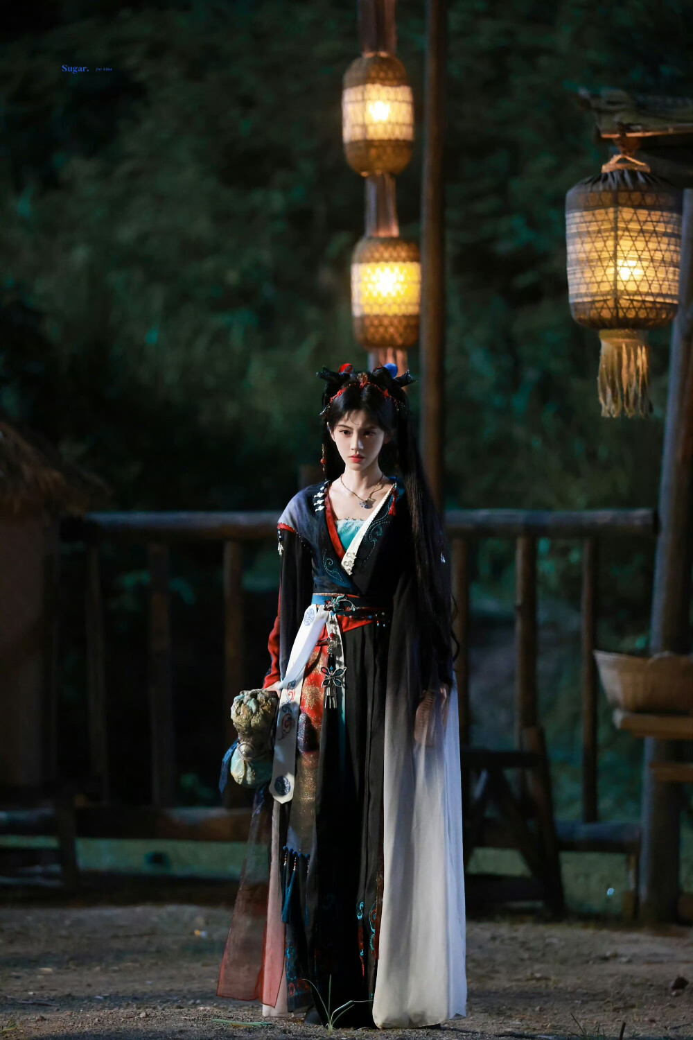 鞠婧祎