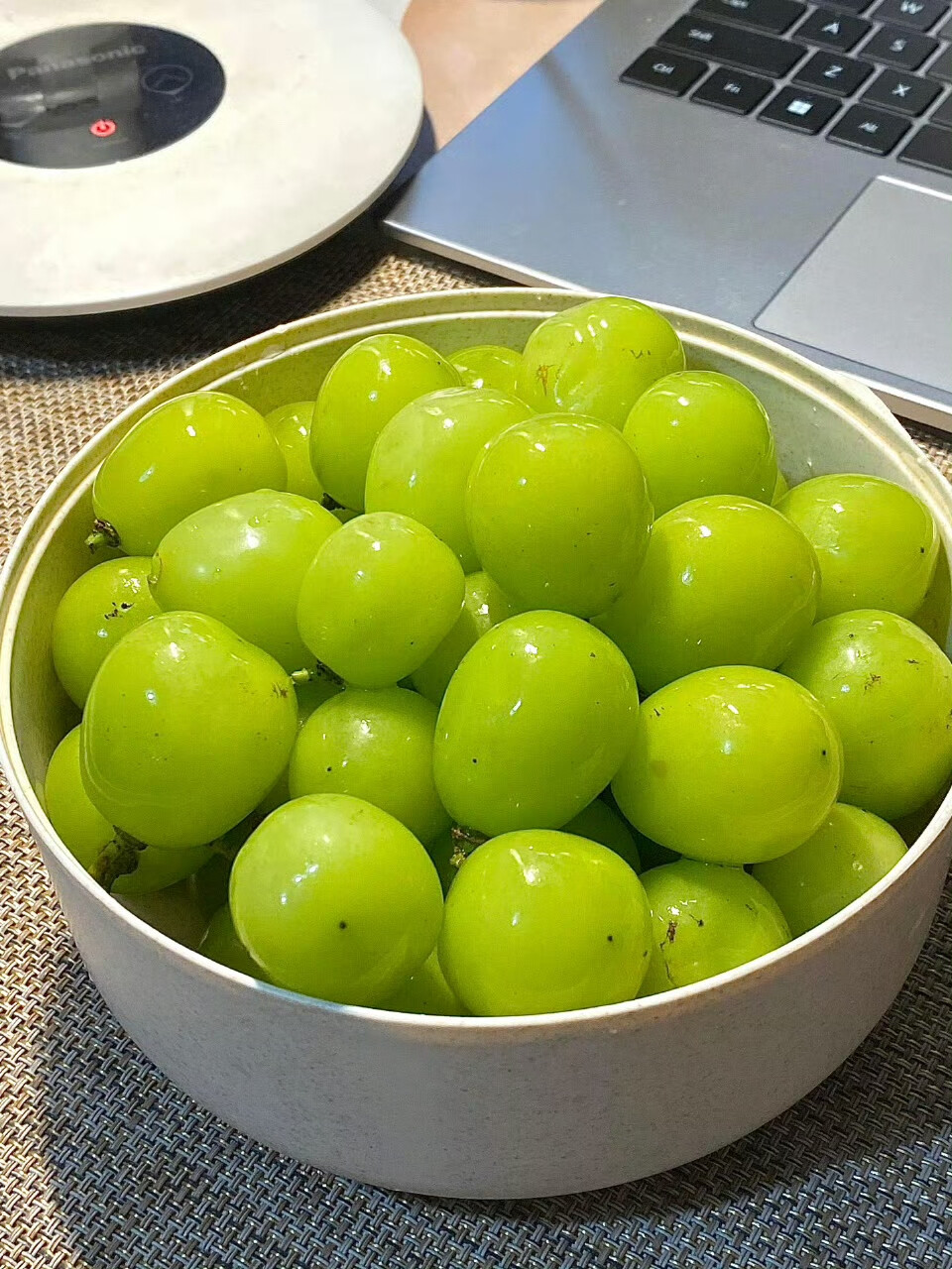 三伏天 葡萄脑袋#2025入伏# ​