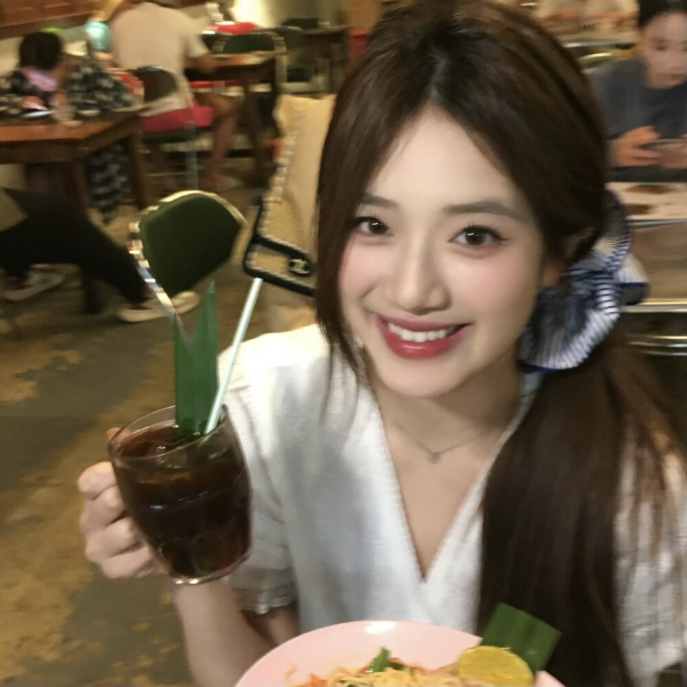 胡馨尹套图可二改不注收藏专辑