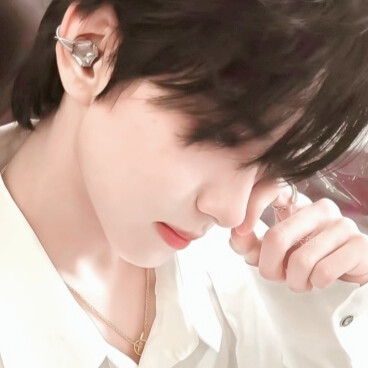 女王之侧脸。