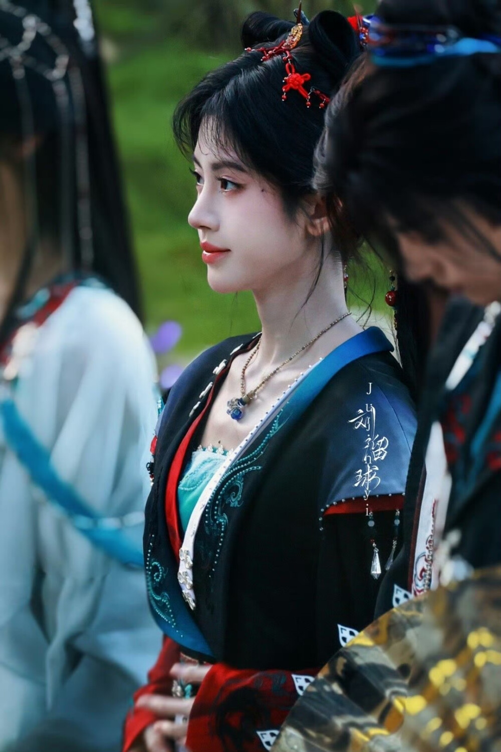鞠婧祎