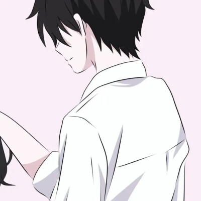 很喜欢被摸摸头说乖