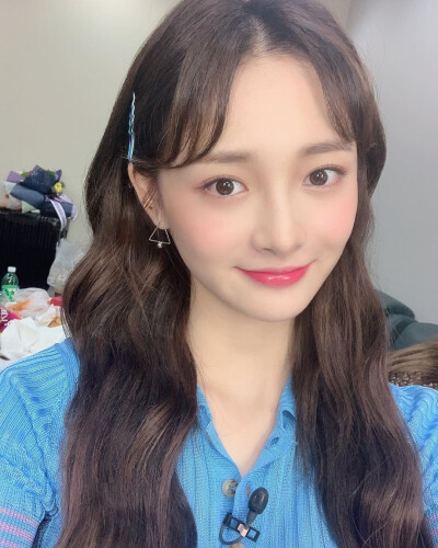 周洁琼头像壁纸