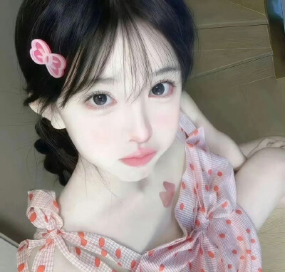 ❤️巴卡茶旅❤️＃生命力女生头像 ​​​＃Wechat氛围感女头＃夏日头像＃自由感＃自然系＃蝴蝶女孩头像＃艺术感头像＃胶片感头像＃复古＃棕色系