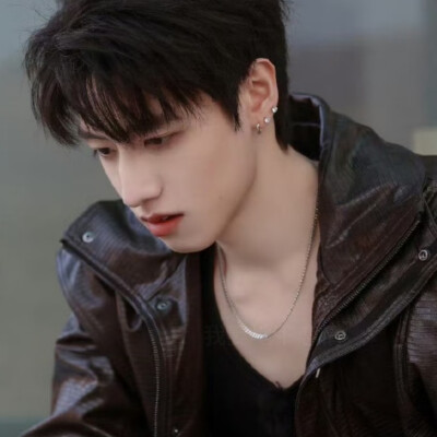 前任说我吻技不好