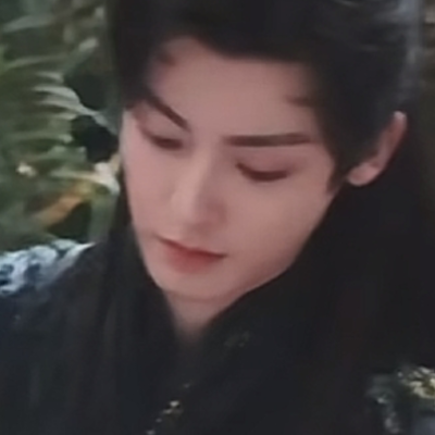 一寸光阴一寸金，一朵昙花一朵云