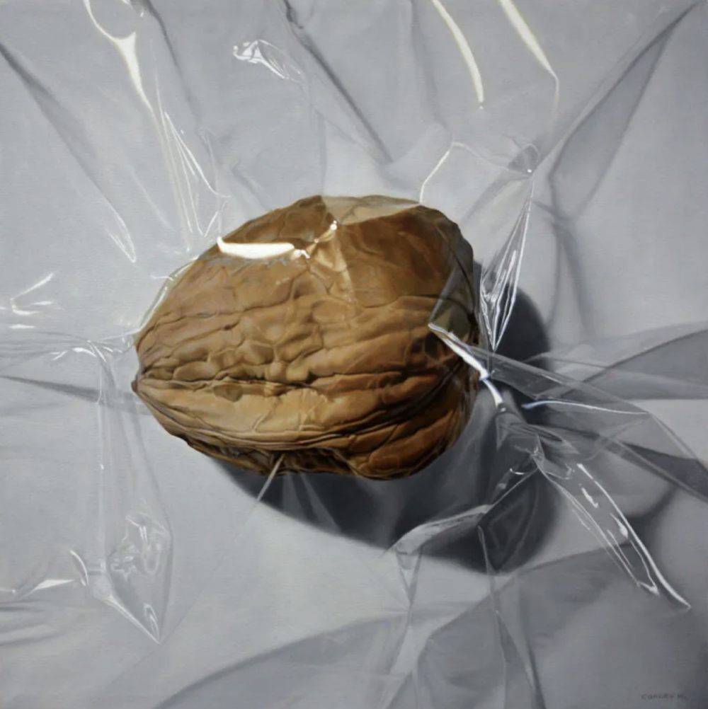 马可·孔德罗是一位意大利当代超写实主义画家，1974 年出生于西西里岛的锡拉库萨，现居罗马。孔德罗的作品以超写实主义和照相写实主义风格为主，擅长使用油画在画布上创作静物和人物肖像。他的作品细致入微，常常呈现出逼真的质感和光影效果，展现了他对细节的极致追求。