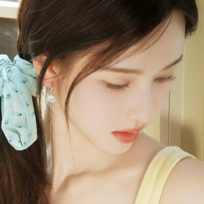 陈都灵