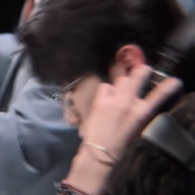 钟鸿森是我哥哥吧