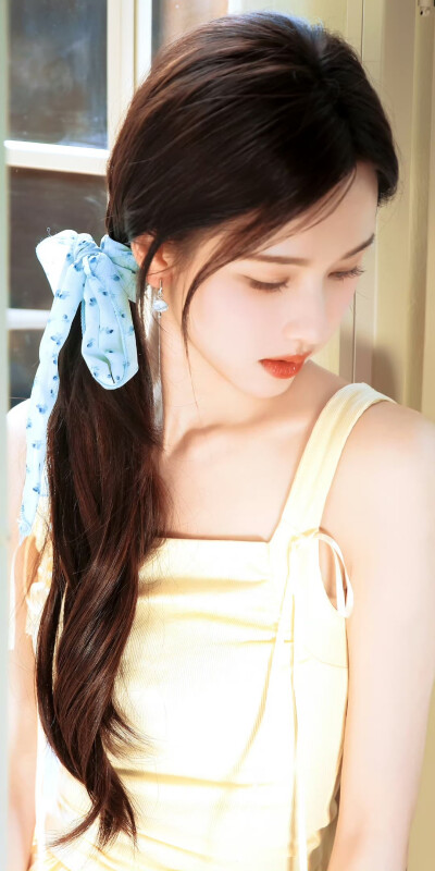 陈都灵