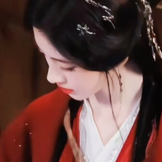 鞠婧祎