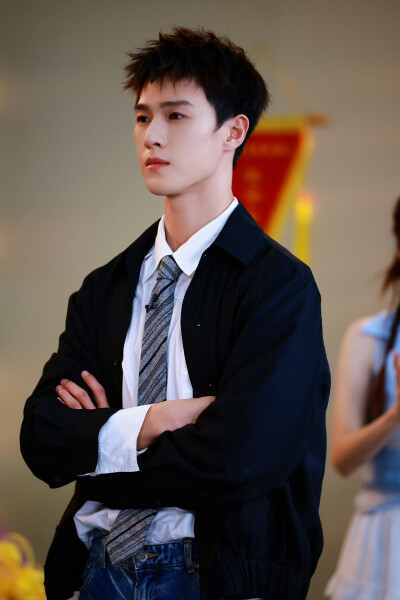 李昀锐