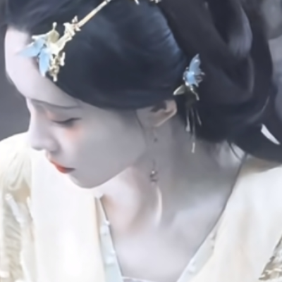 换她笑颜如花