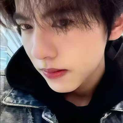 美成神了吧我哥哥