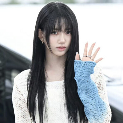 MEOVV 新闻图可二改