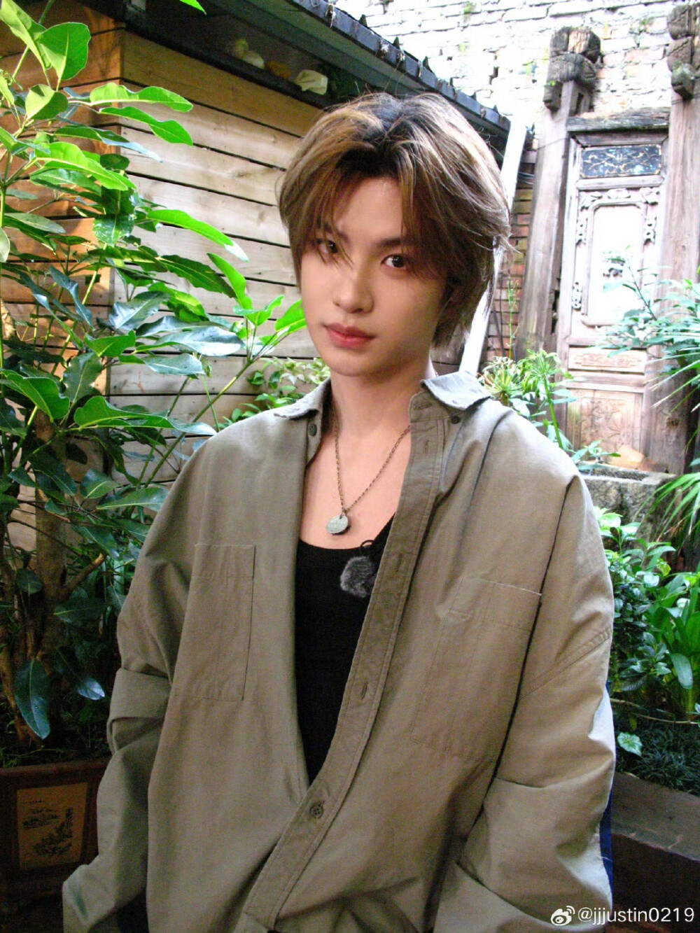 黄明昊