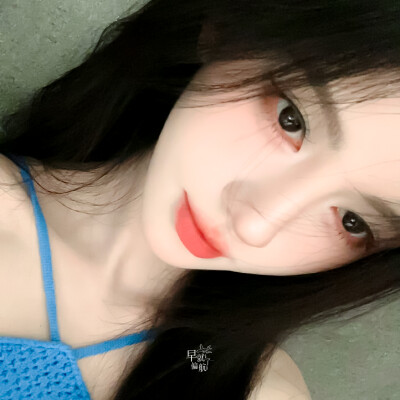 鞠婧祎