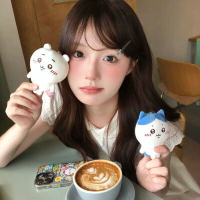 女
